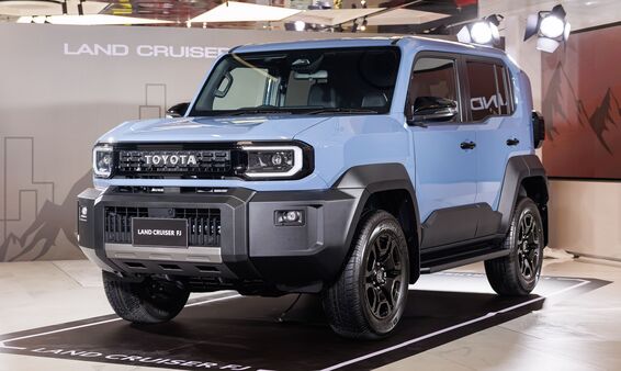 Toyota Land Cruiser FJ