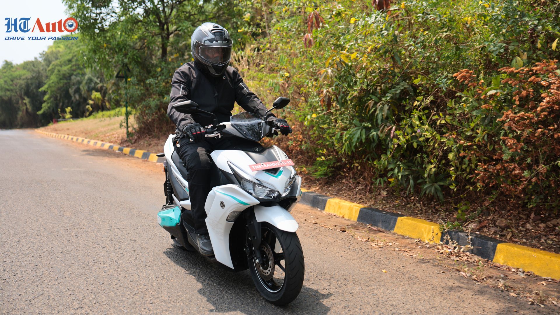 Yamaha Aerox e