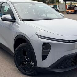 The VinFast VF MPV 7, at first glance, looks quite impactful with its overall presence and dimensions.