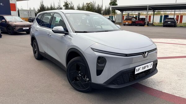 Should you buy VinFast VF MPV 7? Key hits & misses buyers must know