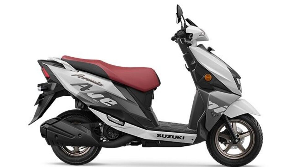 Suzuki Avenis