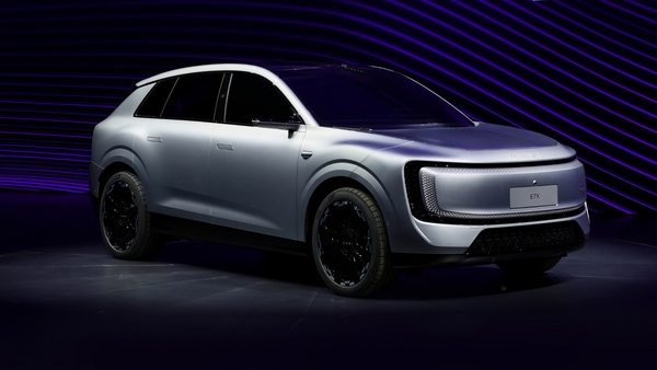 AUDI E7X