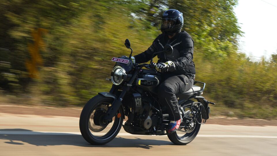 2024 Husqvarna Svartpilen 401 Review