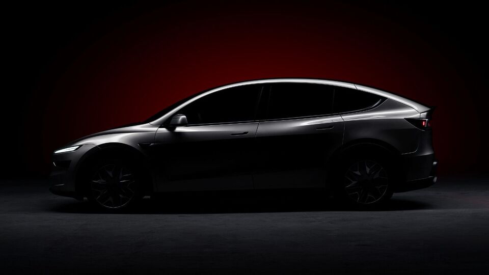Tesla Model Y L