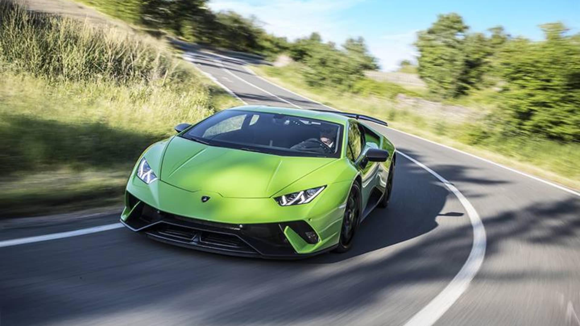 Green Lamborghini Performante