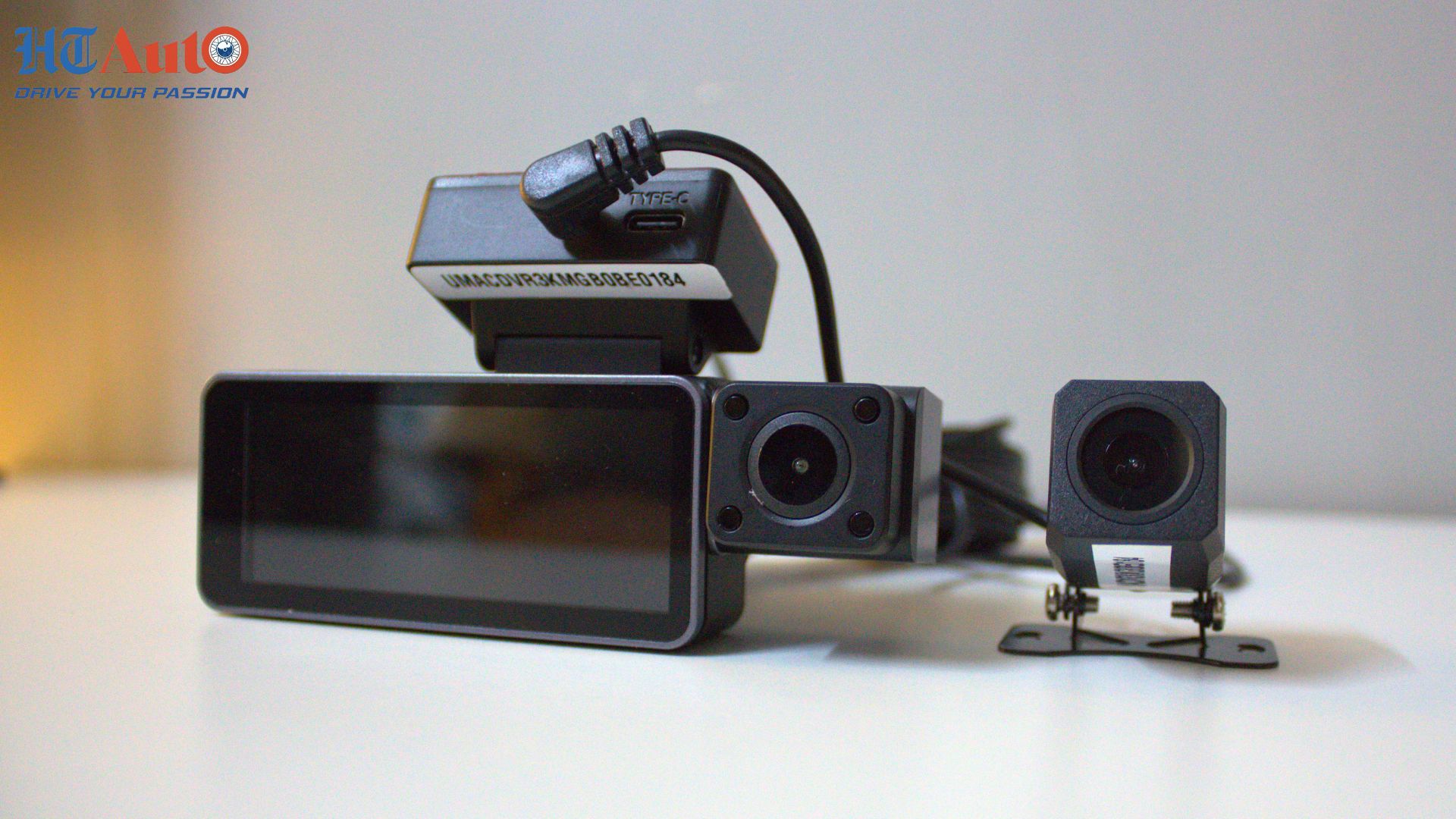 Uno Minda 3-Channel Dashcam
