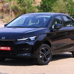The biggest changes are at the front. The new Honda City now gets redesigned headlights along with a full-width LED light bar. 