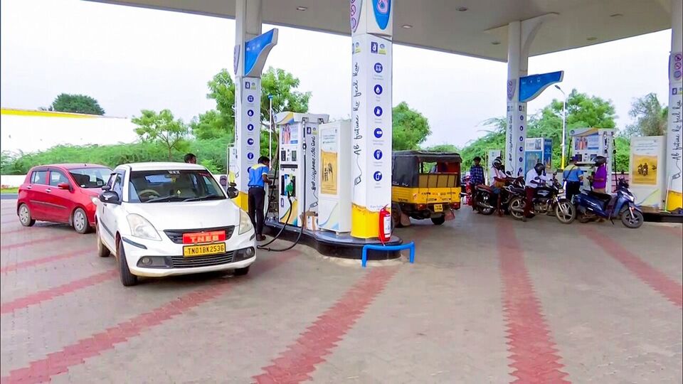 Petrol pump