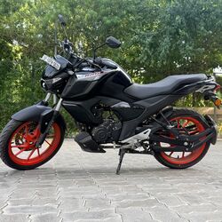 The Yamaha FZ Rave sharper face for the familiar FZ formula, with the new projector LED headlamp adding extra attitude.