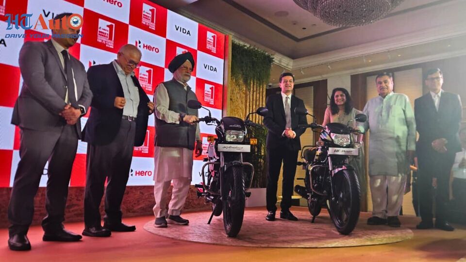 Hero Splendor and HF Deluxe