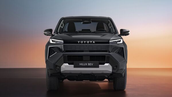 New gen Toyota Hilux pick-up truck spotted in India for the first time
