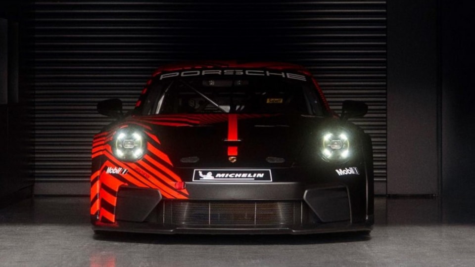 Porsche 911 GT4 R