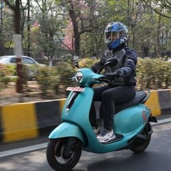 The Bajaj Chetak carries forward the familiar metal body design with a clean and premium finish.