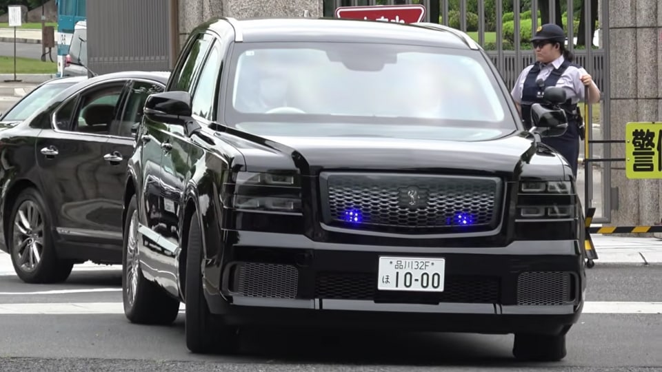 Toyota Century SUV Japan PM