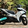 Yamaha Aerox E launched in India at ₹2.81 lakh with 117 km range and dual removable batteries