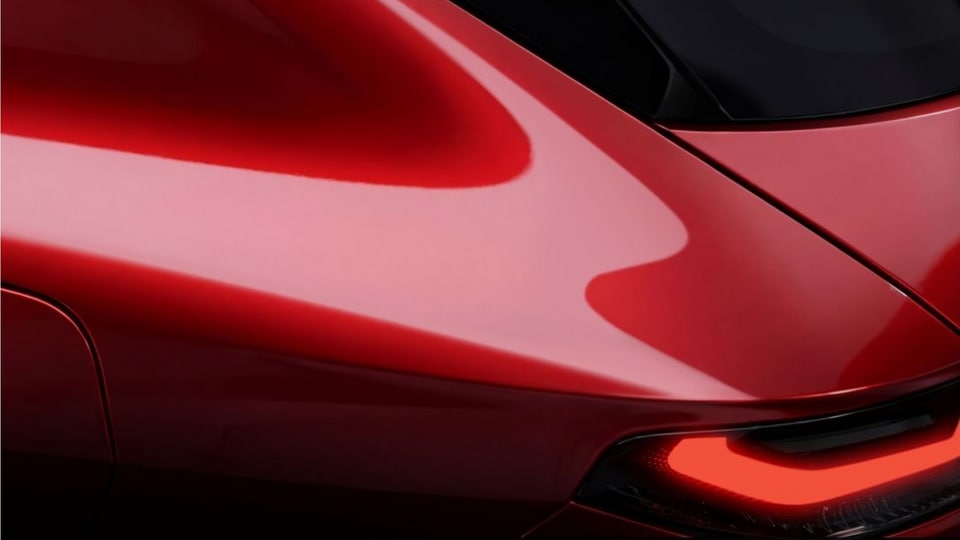 Alfa Romeo new C SUV teased