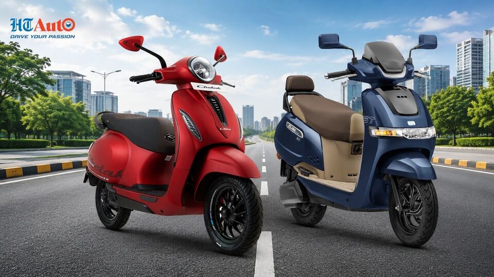 Bajaj Chetak vs TVS iQube
