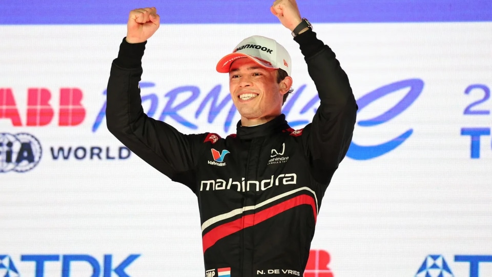 Nyck de Vres Mahindra Racing Tokyo E-Prix