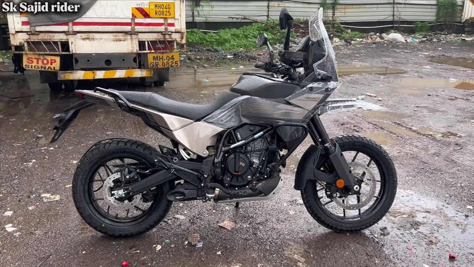 2026 KTM Adventure 390