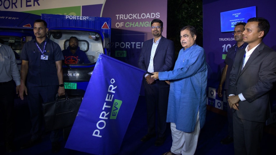 Nitin Gadkari Porter
