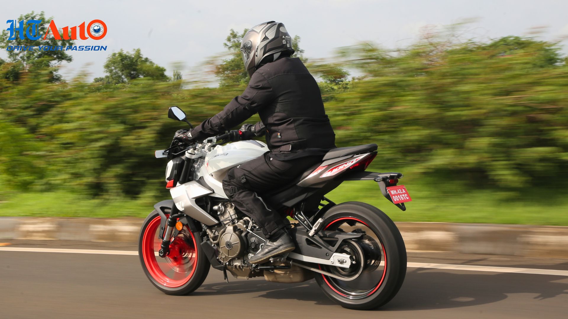 Aprilia Tuono 457 Special Edition