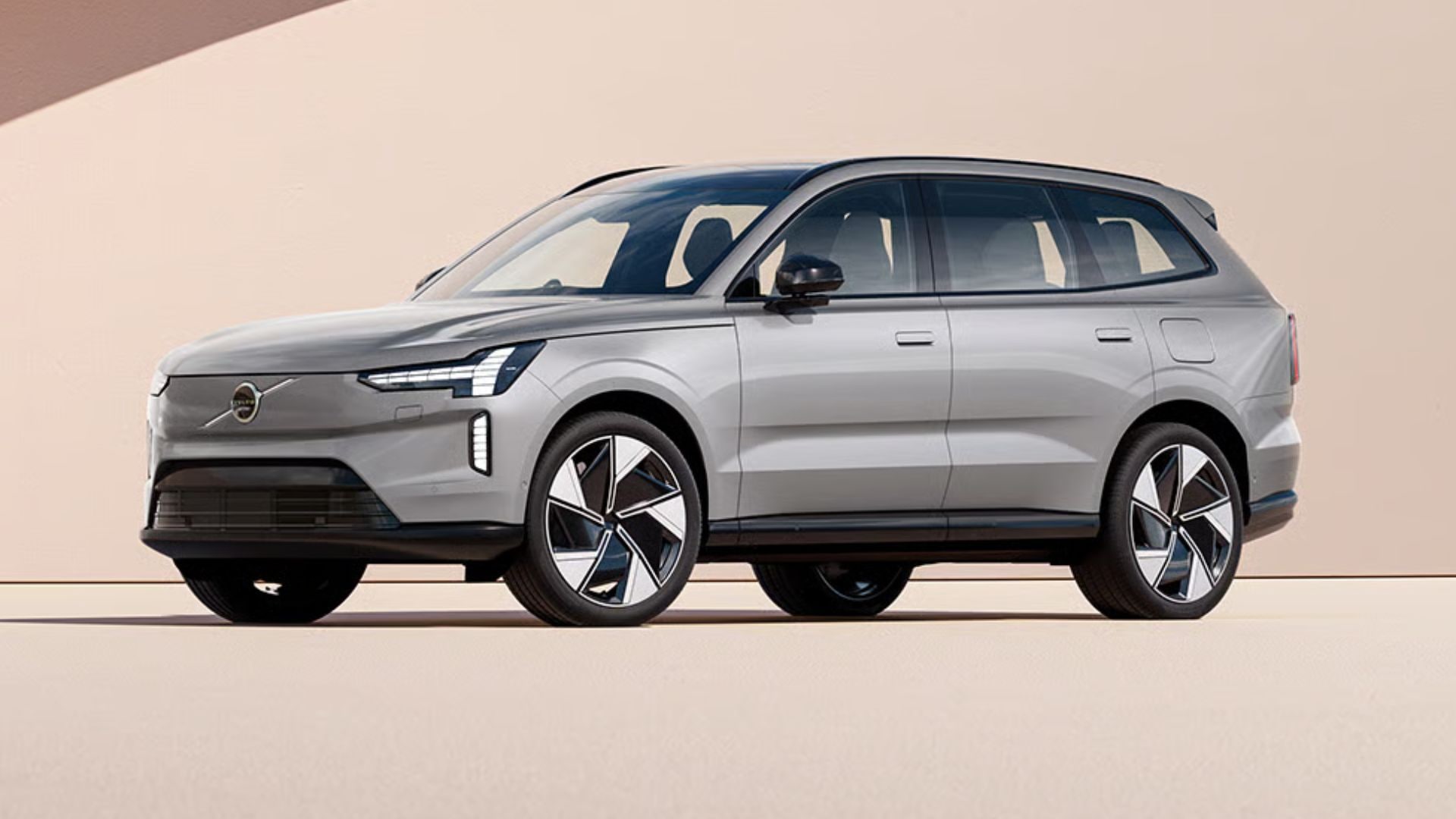 Volvo EX90 Image