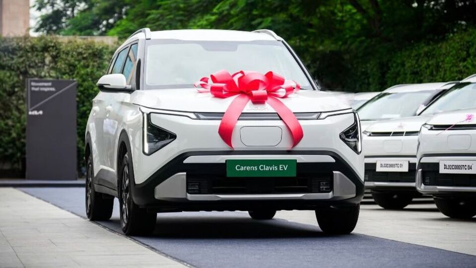 Kia Carens Clavis EV Image