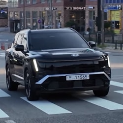 Next-gen Hyundai Tucson spotted on the road in Korea ahead of launch