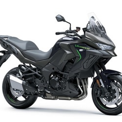 Versys 1100 uses a 1,099 cc liquid cooled engine. 