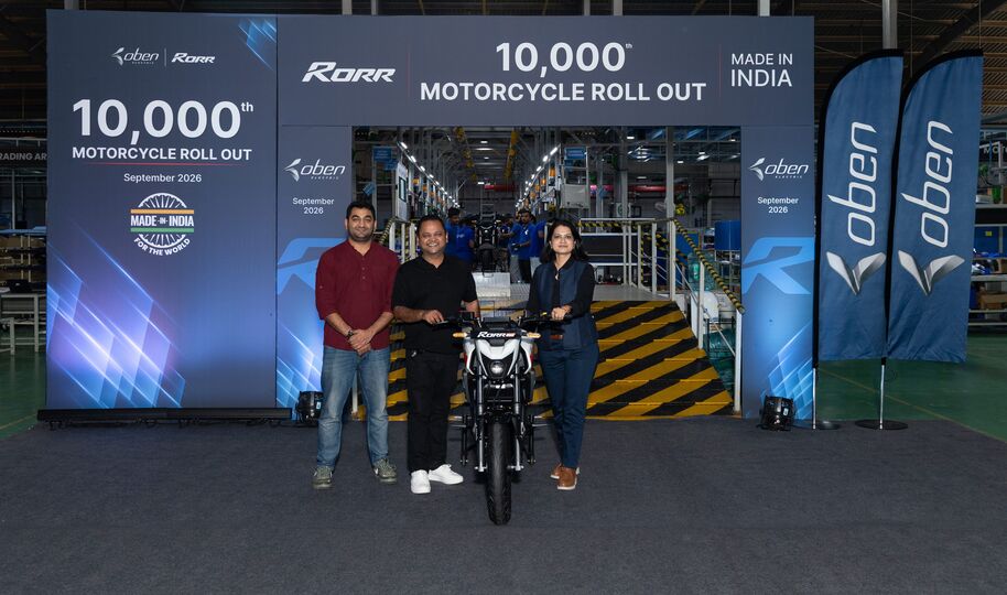 Oben 10000 deliveries