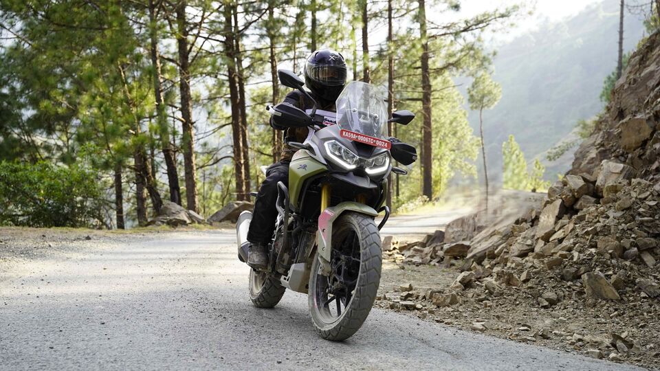 HT Auto Leaderboard Awards 2026: TVS Apache RTX wins Bike of the Year ...