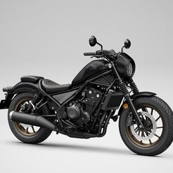 The Honda Rebel 500 features a relaxed riding posture. 
