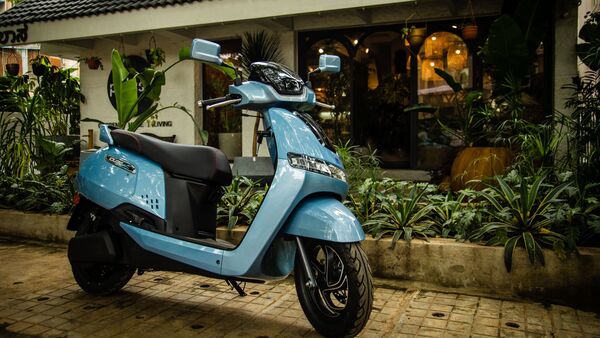 Venu Srinivasan said that the auto industry has to be technology-agnostic and look at the net effect on the country in terms of pollution, quality and environment.