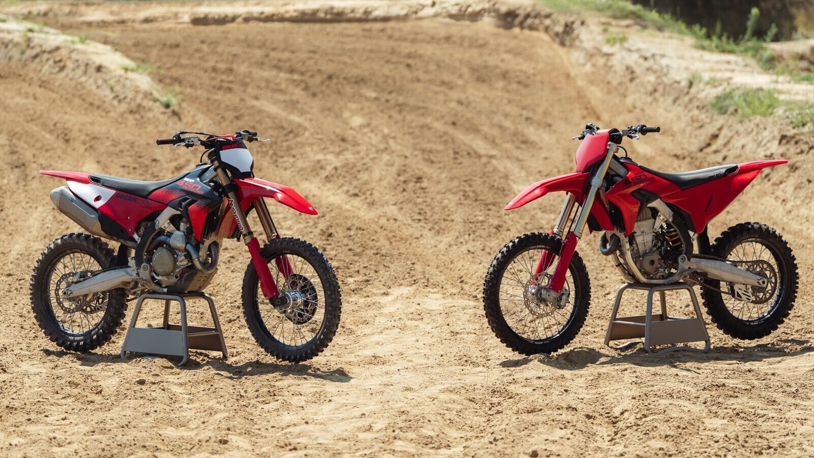 2027 Ducati Desmo450 MX and 450 MX Factory mechanical and predictive ...