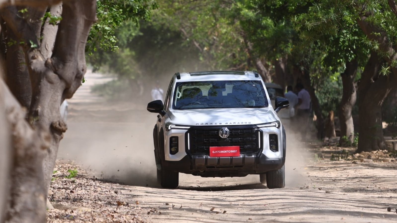 5 diesel-powered SUVs with 4x4 I would buy in India for off-roading