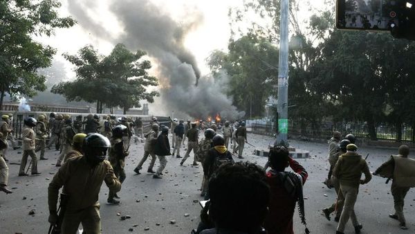 সিএএ বিরোধী প্রতিবাদ সিএএ বিরোধী প্রতিবাদ