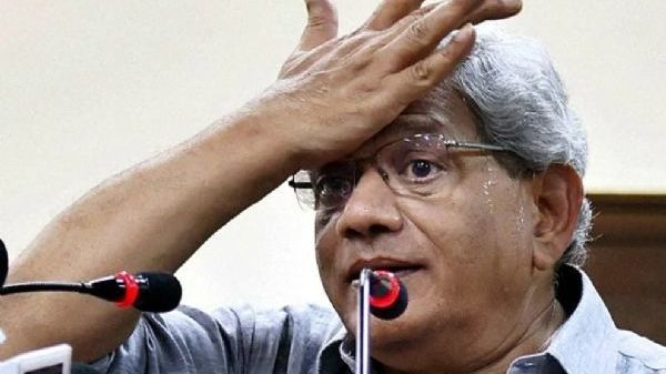 সিপিএমের সাধারণ সম্পাদক সীতারাম ইয়েচুরি। ফাইল ছবি সিপিএমের সাধারণ সম্পাদক সীতারাম ইয়েচুরি। ফাইল ছবি