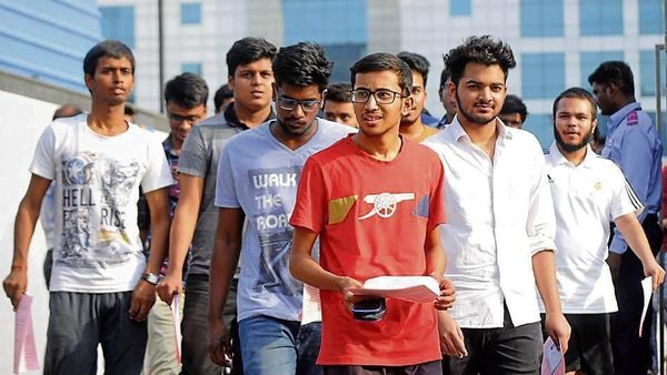 আগামী ৩১ মে প্রিলিমিনারি পরীক্ষা হবে (ছবিটি প্রতীকী, সৌজন্য হিন্দুস্তান টাইমস) আগামী ৩১ মে প্রিলিমিনারি পরীক্ষা হবে (ছবিটি প্রতীকী, সৌজন্য হিন্দুস্তান টাইমস)