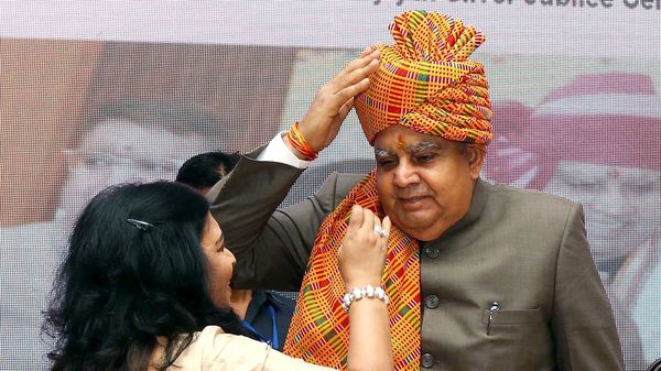রাজ্যপাল জগদীপ ধনখড়। ফাইল ছবি রাজ্যপাল জগদীপ ধনখড়। ফাইল ছবি