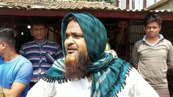 গ্রেফতার হওয়ার আগে শেখ মাবুদ আলি। গ্রেফতার হওয়ার আগে শেখ মাবুদ আলি।