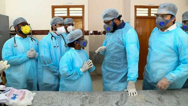 ভারতে Covid-19 এ মৃতের সংখ্যা বেড়ে তিন। ভারতে Covid-19 এ মৃতের সংখ্যা বেড়ে তিন।