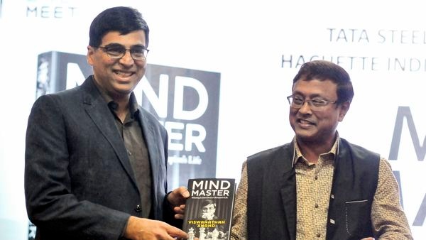 সরকারি নীতি মেনে চলার পরামর্শ আনন্দের। ছবি-পিটিআই (PTI) সরকারি নীতি মেনে চলার পরামর্শ আনন্দের। ছবি-পিটিআই (PTI)