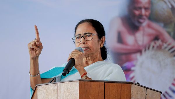 ফাইল ছবি (PTI) ফাইল ছবি (PTI)