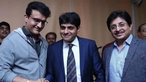 করোনা মোকাবিলায় রাজ্য সরকারের পাশে দাঁড়াল সিএবি (ছবি-টুইটার) করোনা মোকাবিলায় রাজ্য সরকারের পাশে দাঁড়াল সিএবি (ছবি-টুইটার)