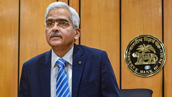 শক্তিকান্ত দাস (PTI) শক্তিকান্ত দাস (PTI)