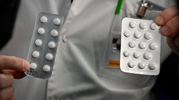 বহু চর্চিত hydroxychloroquine (AFP) বহু চর্চিত hydroxychloroquine (AFP)