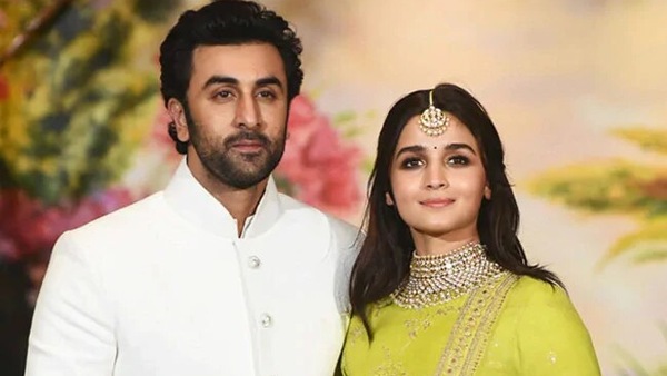 ডেস্টিনেশন ওয়েডিং নয় মুম্বইতেই বসবে বিয়ের আসর ডেস্টিনেশন ওয়েডিং নয় মুম্বইতেই বসবে বিয়ের আসর