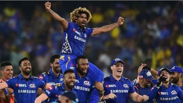 ঘরের মাঠে আইপিএল খেলতে দেখা যেতে পারে মালিঙ্গাকে। ছবি- টুইটার। ঘরের মাঠে আইপিএল খেলতে দেখা যেতে পারে মালিঙ্গাকে। ছবি- টুইটার।