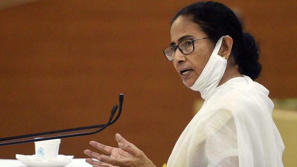 মুখ্যমন্ত্রী মমতা বন্দ্যোপাধ্যায় (ফাইল ছবি, সৌজন্য এএনআই) মুখ্যমন্ত্রী মমতা বন্দ্যোপাধ্যায় (ফাইল ছবি, সৌজন্য এএনআই)