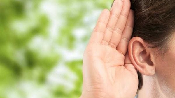 কানে কানে কত কথা, জানুন সবিস্তারে। কানে কানে কত কথা, জানুন সবিস্তারে।
